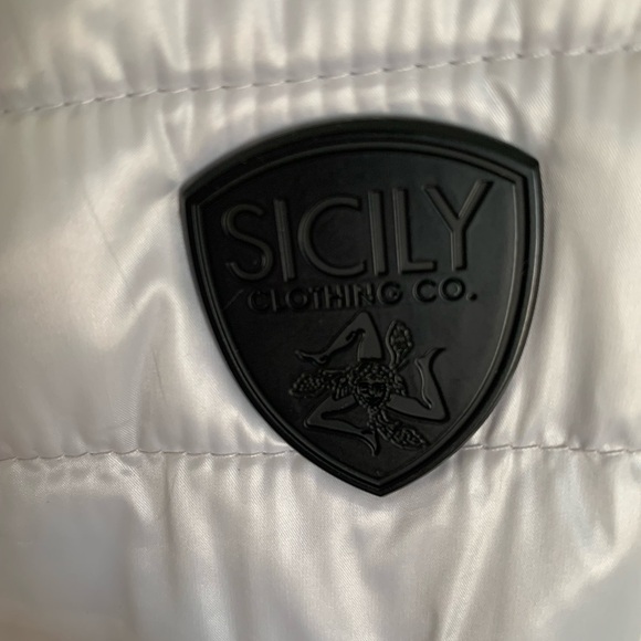 Sicily Clothing Co.-Quilted,-Lightweight -Silver -Quality Jacket-Hood Women’s XS - Picture 3 of 7